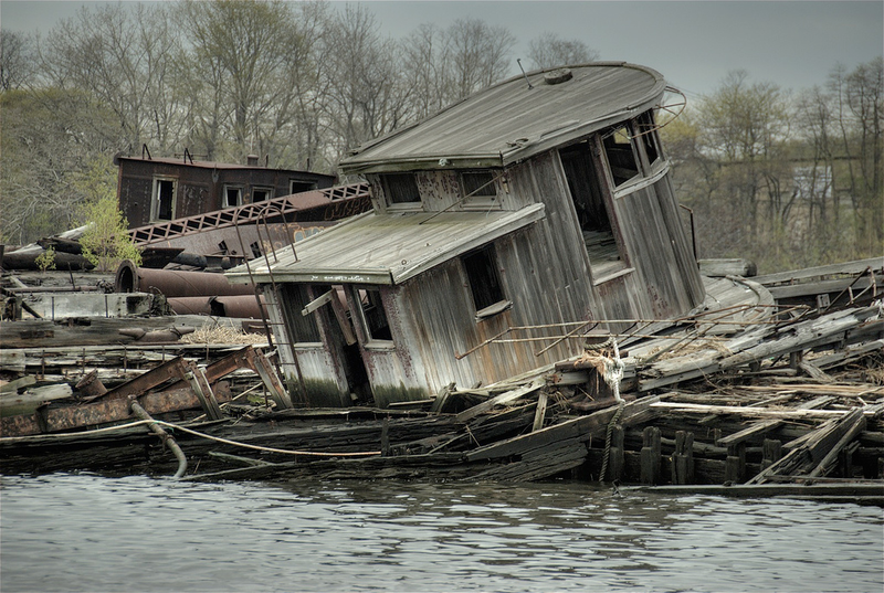 Illustration for article titled Ghostly Ship Graveyards from Around the World